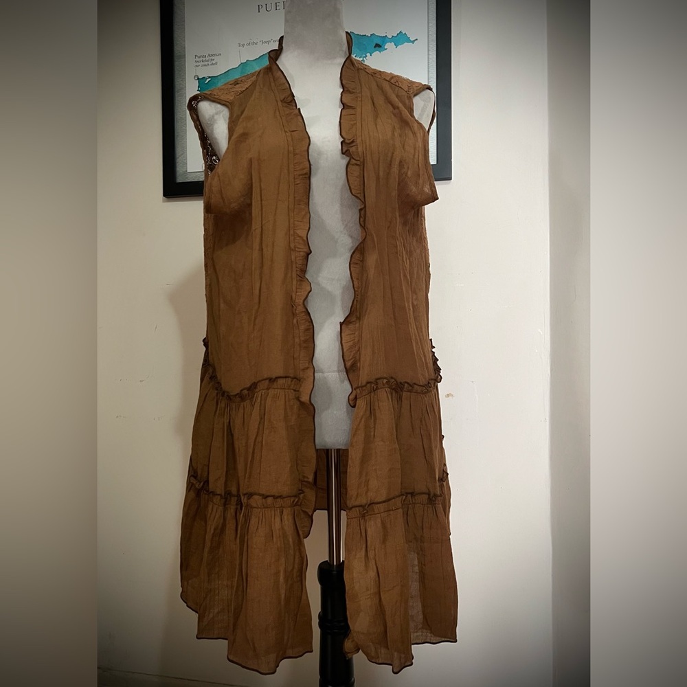 Southern Stitch Brown Lace and Ruffle Sleeveless Vest Size L-XL